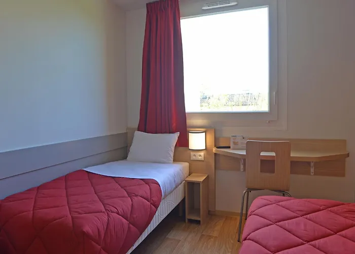 Premiere Classe Reims Nord - 2*