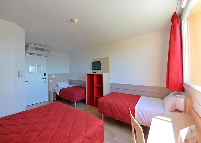 Premiere Classe Reims Nord - Hotel 2*